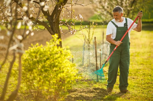 Commitment to resolving landscaping complaints fairly